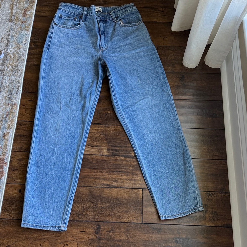 Abercrombie & Fitch Women's Straight Leg Blue Jeans